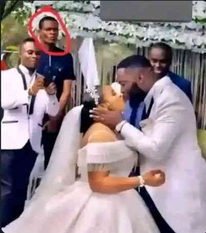 Emeka don nearly forget sey no be him dey do wedding | MirrorLog